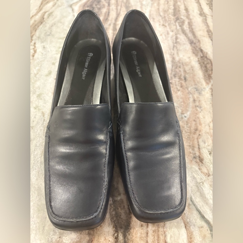 Etienne Aigner Midland Navy Genuine Leather Square Toe Slip On Pump   Size 10.5M